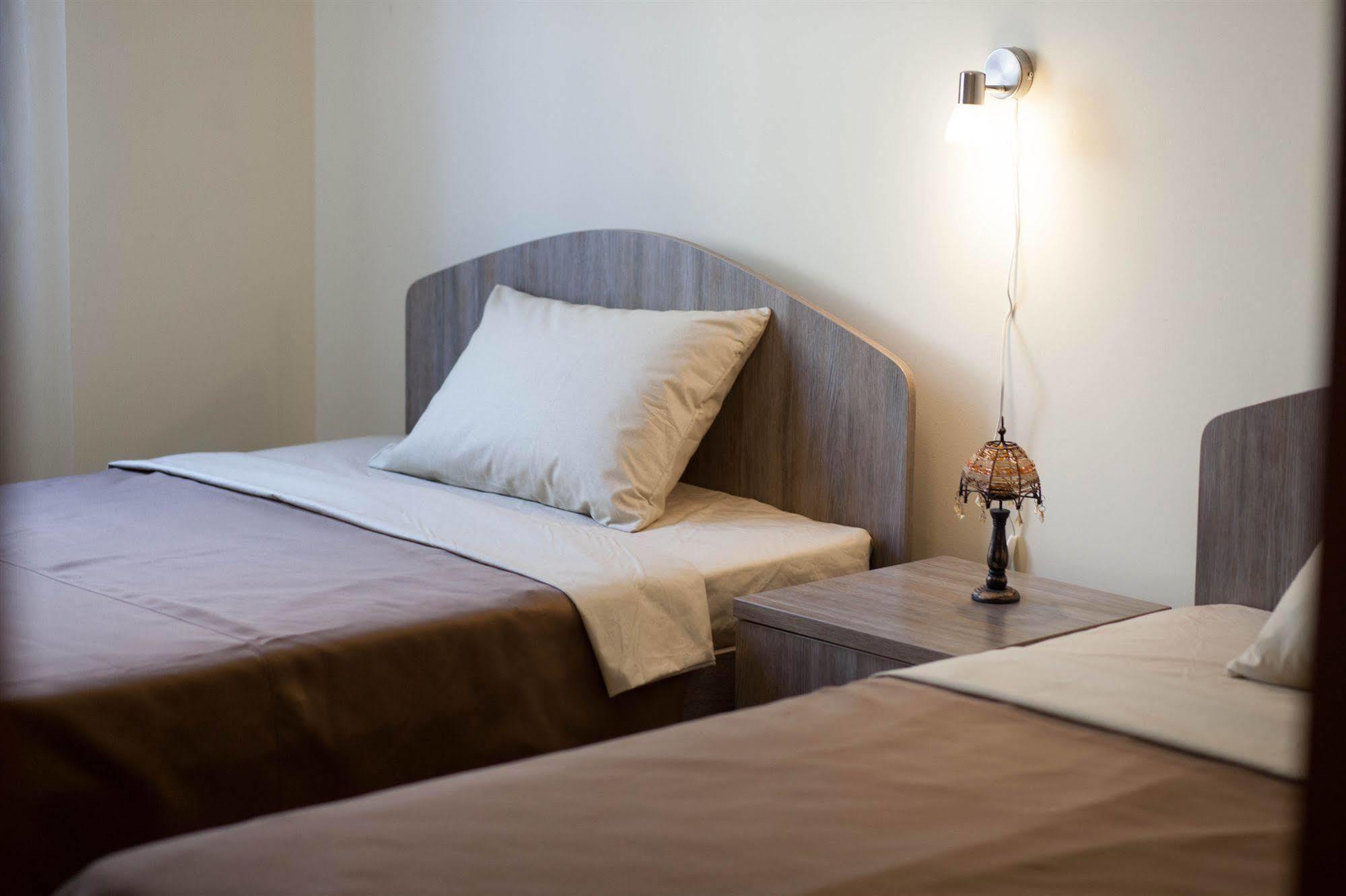 Arnautskiy Hotel Oldenburg Bagian luar foto